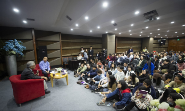 臺灣詩人鄭愁予3月舉辦詩歌慈善演唱會，收入將資助自閉癥兒童