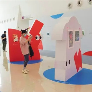 “我們和星星在一起”孤獨癥技能培訓班和美術(shù)展在東莞啟動