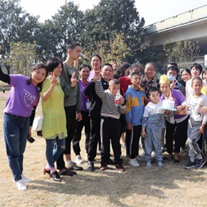 “澆灌晨益心”活動(dòng)愛心款捐至殘疾兒童服務(wù)機(jī)構(gòu)